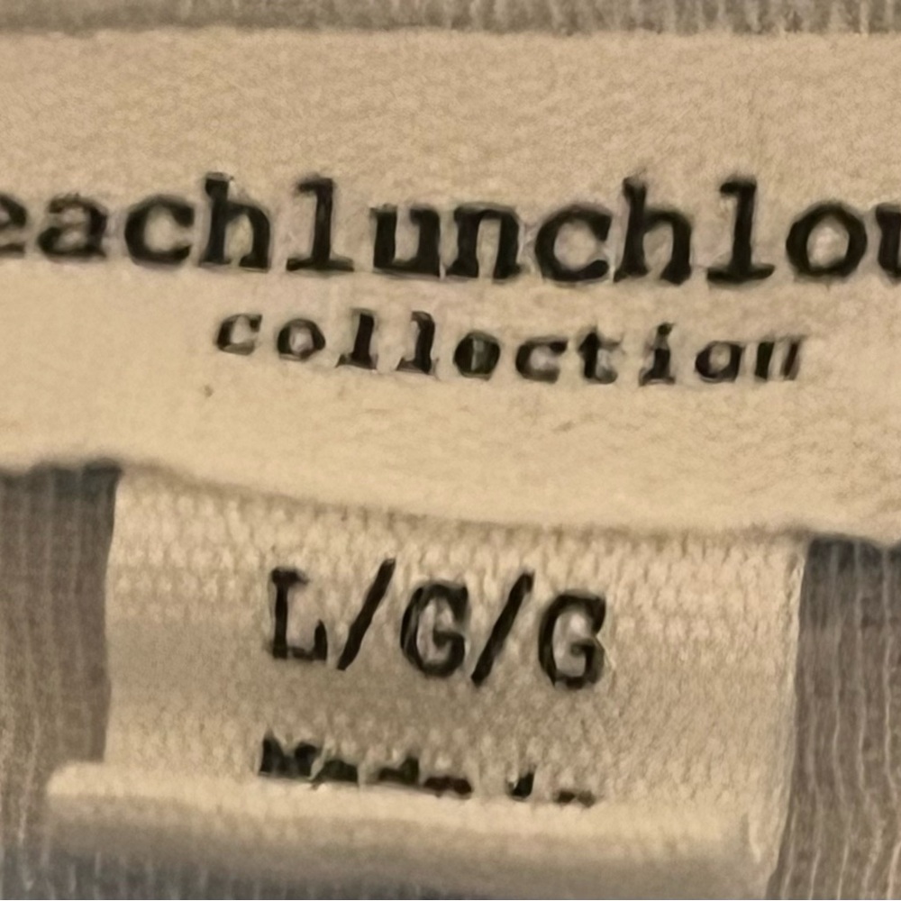 Beachlunchlounge Button Down - image 3